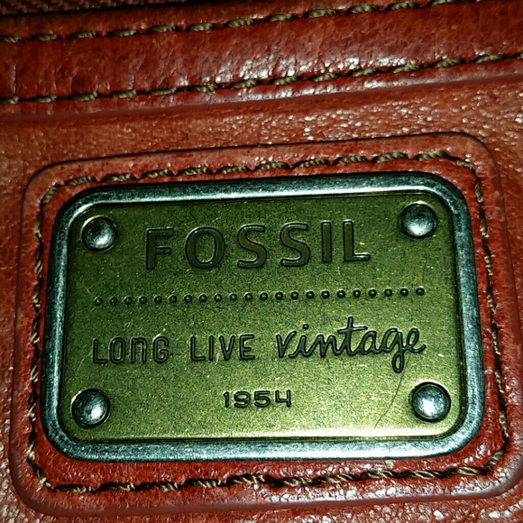 A cute Fossil wallet - Picture 7 of 7